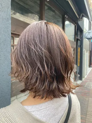 ミディアム CoCooN Hiromiのヘアスタイル