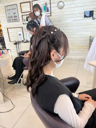 ヘアアレンジ らいむ/レイヤー/ /イヤリングカラーのヘアスタイル