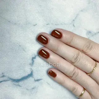 ネイル ネイルリボン 受付スタッフのネイルデザイン