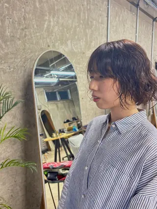 ショート パーマ Moanin'所属・さが あゆかのヘアスタイル