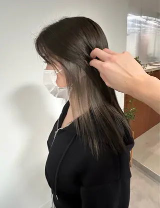 セミロング カラー 山本 純大のヘアスタイル