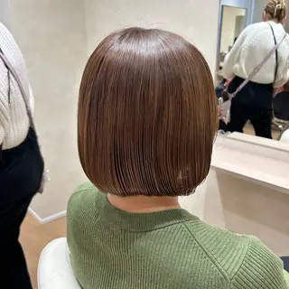 ショート カラー FRAME+なんば駅前店所属・砂野 真璃奈のヘアスタイル