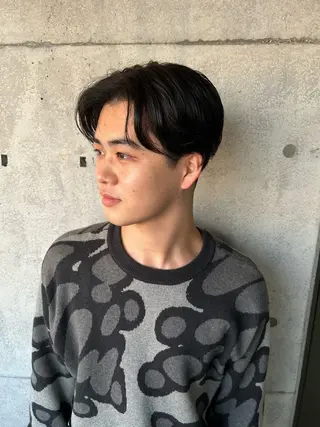 ショート レイヤー/透明感カラ ー/茅ヶ崎/momiのヘアスタイル