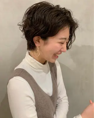 ショート カラー パーマ アンニュイヘア🪽 ayumiのヘアスタイル