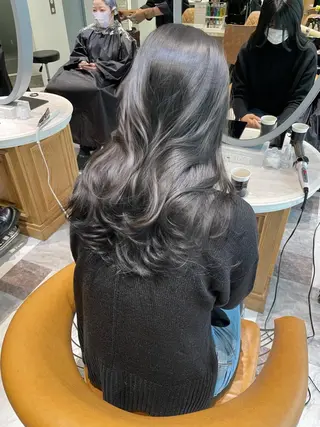 セミロング カラー 美髪/カラー 美容院🌈渡辺隼也のヘアスタイル