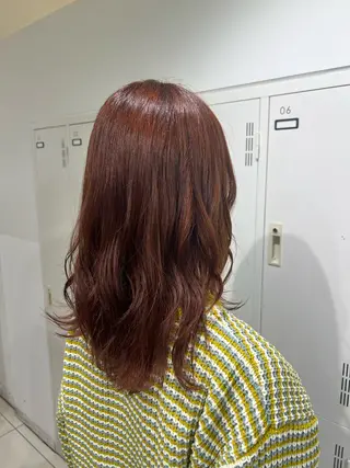 セミロング カラー 【暖色カラー特化】 中山由梨のヘアスタイル