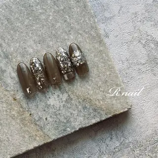 ネイル R nailのネイルデザイン