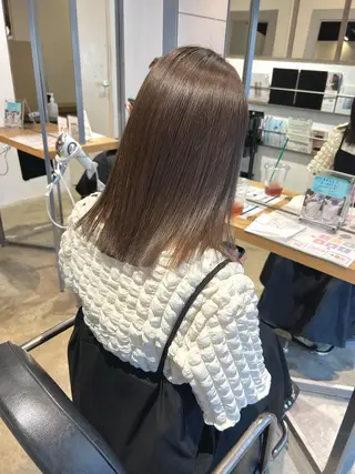 ミディアム ノモト ハルのヘアスタイル