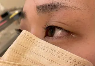 マツエク・マツパ 山本 菜月のヘアスタイル