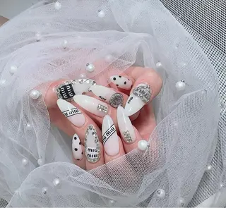 ネイル R salonのネイルデザイン