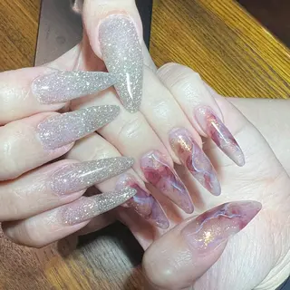 ネイル Revia所属・Revia おおだちあやなのネイルデザイン