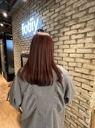 カラー 與座 小遥のヘアスタイル