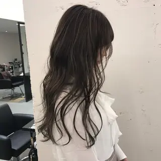 ロング カラー GO TODAY SHAiRE SALON所属・天野 瑠真のヘアスタイル