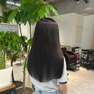 ロング omocha umiのヘアスタイル