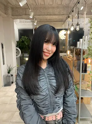 ロング HAZEL 博多所属・SHIORI/ 博多美容室のヘアスタイル