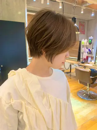 セミロング カラー ボブ　くせ毛風パーマ 艶カラー/横山大樹のヘアスタイル