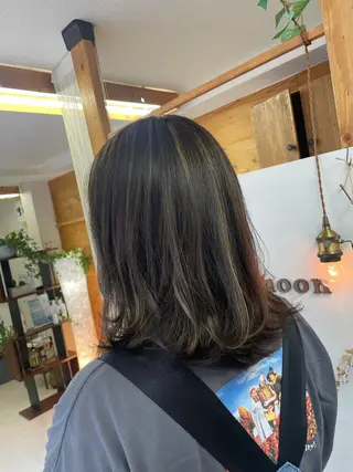 ミディアム moon所属・高橋 美砂子のヘアスタイル