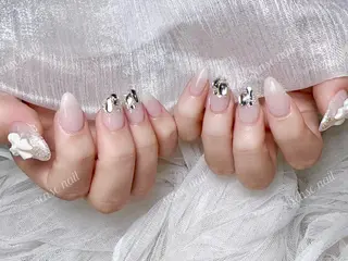 ネイル Yukiko 🌙のネイルデザイン