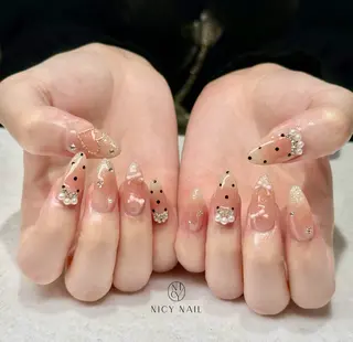 ネイル Yurin_NICY 池袋のネイルデザイン