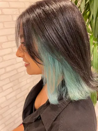 ミディアム カラー 飯塚 愛美のヘアスタイル