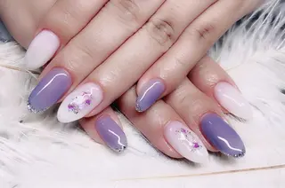 ネイル マジックミラー所属・マジック ミラーのネイルデザイン