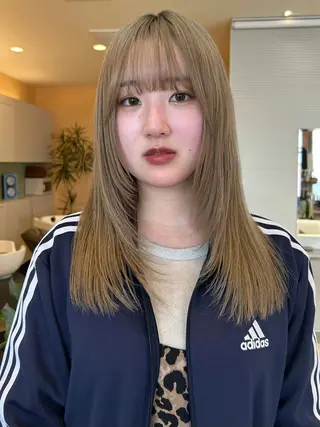 セミロング カラー 💙ルル💙 ハイトーン/レイヤーのヘアスタイル