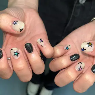 ネイル 🪐富島彩夏 /海外nail🪐のネイルデザイン