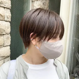 ショート カラー EMANON天神所属・Hitomi Ezakiのヘアスタイル