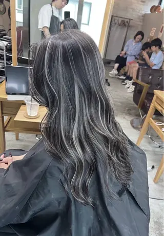 ロング カラー ROBIN所属・指名数No.1 /NAOYAのヘアスタイル