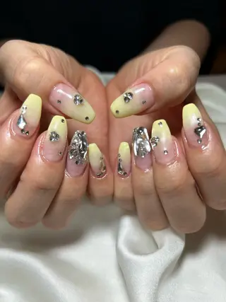 ネイル 金山 沙織のエステ・リラクイメージ