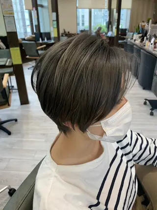 ショート カラー 中野  淳のヘアスタイル