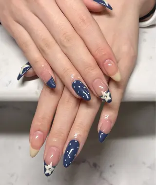 ネイル Chiara 長さだしのネイルデザイン