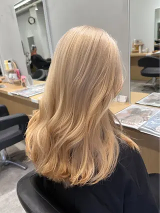 ロング カラー 透明感🫧/ブリーチ /永田　汰伊智のヘアスタイル