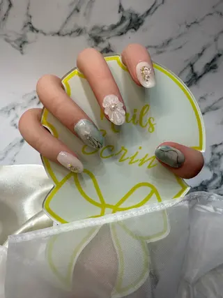 ネイル NailSalon✨ Écrinエクランのネイルデザイン