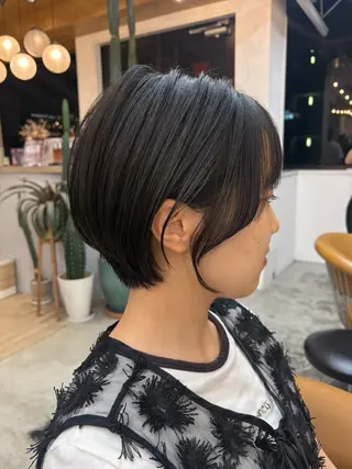 ショート オリーブベージュ/シ ョートボブたまき🧡のヘアスタイル