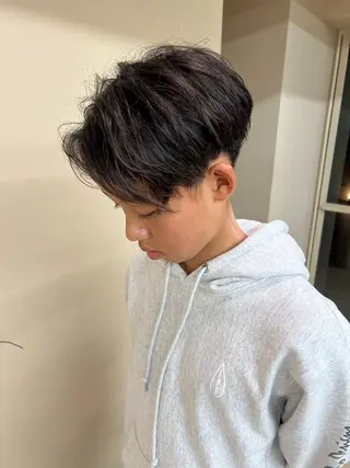 メンズ kento レイヤーカットのヘアスタイル