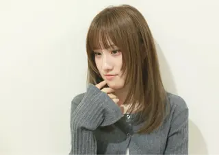 ミディアム 診断/伏見/伊藤 桃花のヘアスタイル