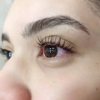 マツエク・マツパ Eyelash salon Blanc 西新井店所属・Blanc西新井店 yagiのマツエク・マツパデザイン