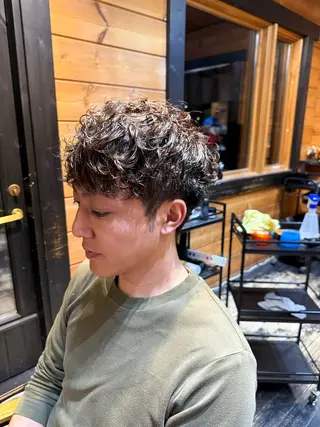 パーマ メンズ Nake所属・古賀 雄大のヘアスタイル