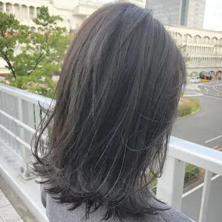 ミディアム カラー 宮本 聖希のヘアスタイル