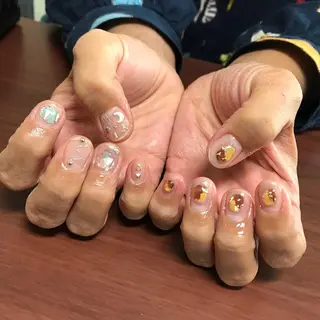 ネイル Hair salon Irie所属・與儀 知佳のネイルデザイン