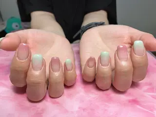 ミディアム hs nail salonのネイルデザイン