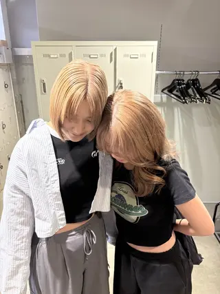 カラー 透明感ベージュ🤎 ナチュラルレイヤーのヘアスタイル