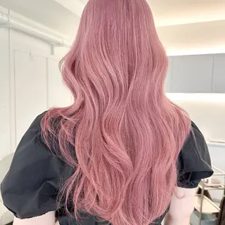 ロング カラー 上品モテハイトーン chiakiのヘアスタイル