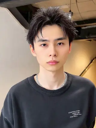 メンズ 西 優衣奈のヘアスタイル