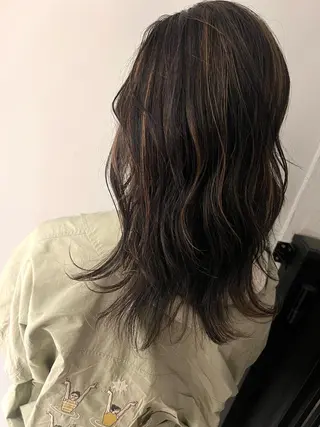 セミロング カラー ヘアアレンジ 🔥ハイトーンカラー ギャルNAOKI🔥のヘアスタイル