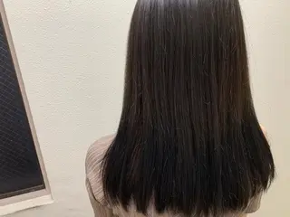 ミディアム カラー パーマ ヘアアレンジ メンズ キッズ ネイル マツエク・マツパ 韓国ボブ/髪質改善 ニュアンス特化RYOのヘアスタイル
