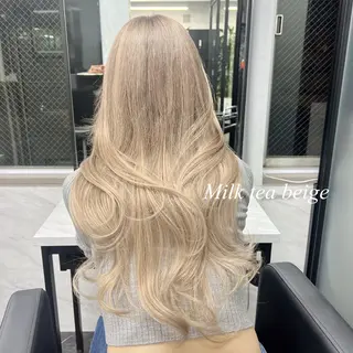 ロング カラー シールエクステ特化 ハイトーン、NANAのヘアスタイル