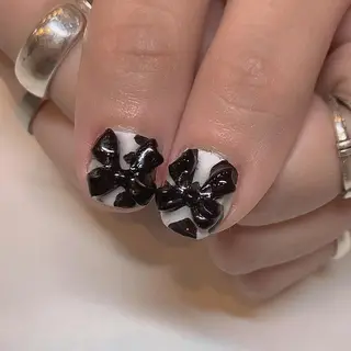 ネイル ヤマダ サクラのヘアスタイル