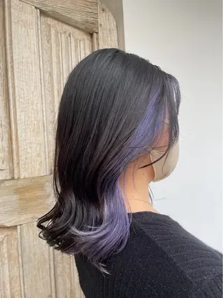 セミロング カラー 比嘉 蓮のヘアスタイル